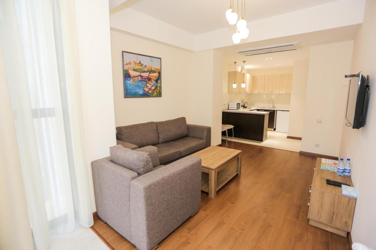 יירבאן Welcome City Center Apartments מראה חיצוני תמונה