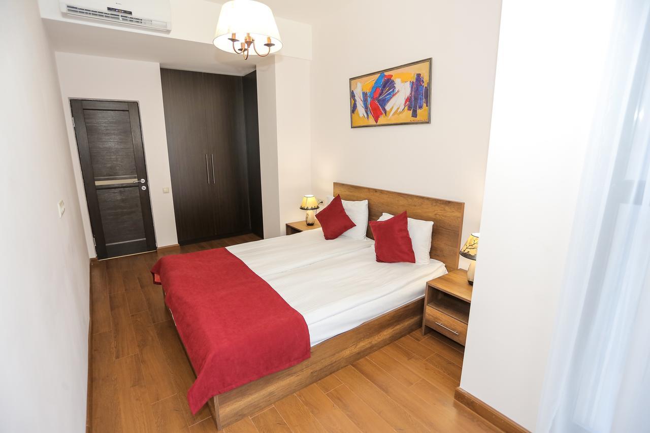 יירבאן Welcome City Center Apartments מראה חיצוני תמונה