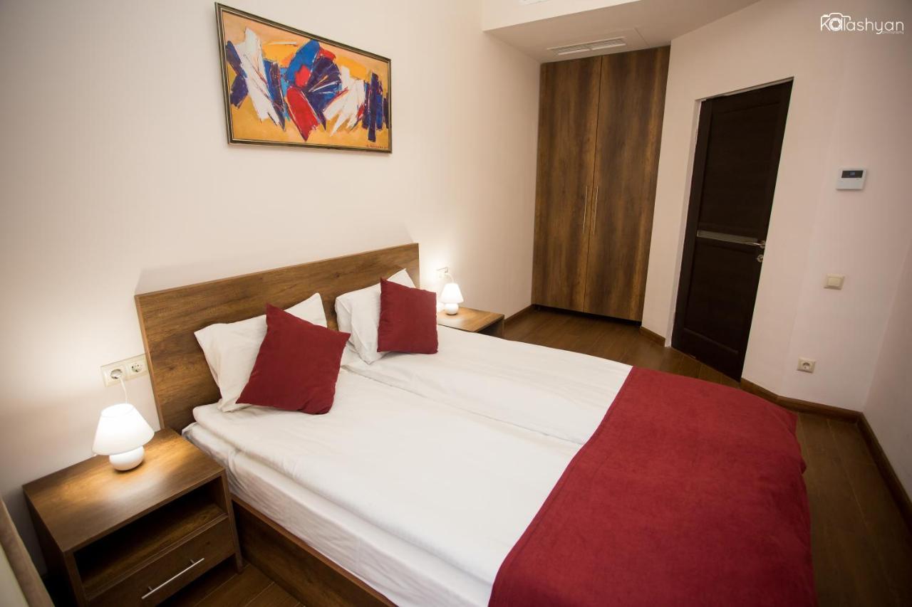 יירבאן Welcome City Center Apartments מראה חיצוני תמונה