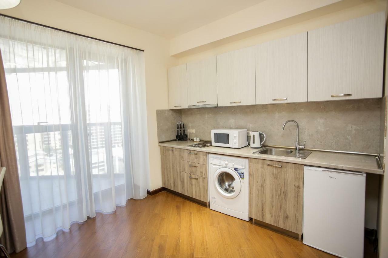 יירבאן Welcome City Center Apartments מראה חיצוני תמונה