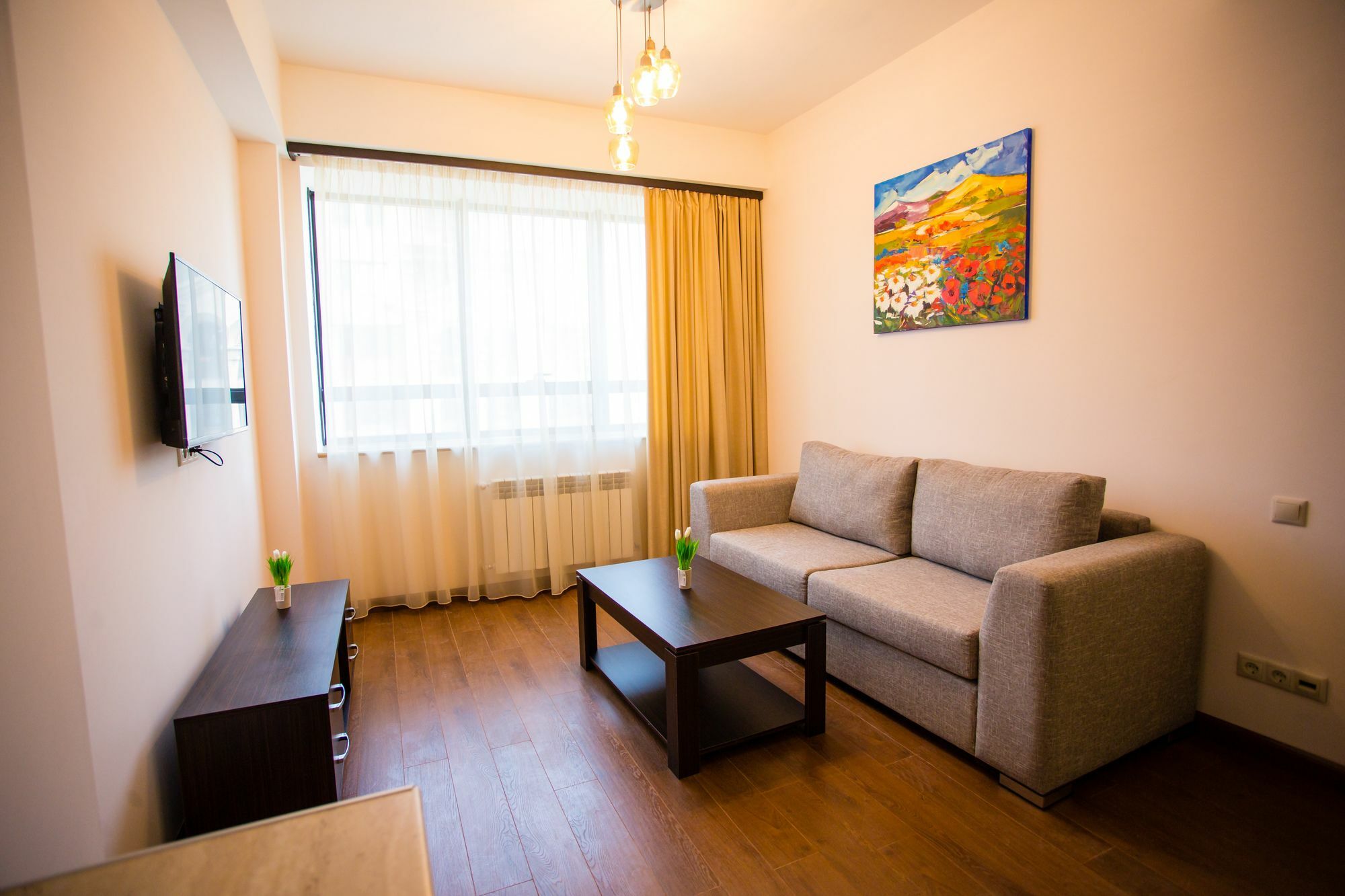 יירבאן Welcome City Center Apartments מראה חיצוני תמונה